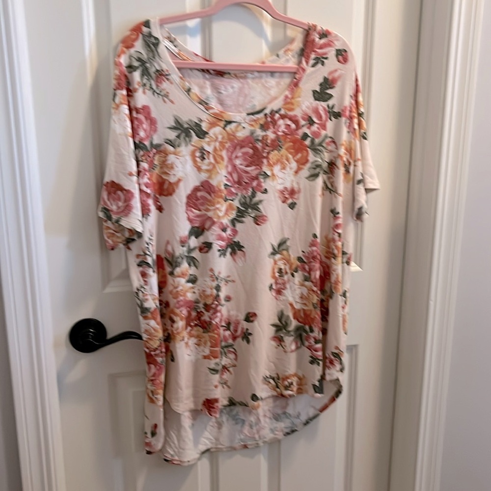 Maurice’s 24/7 ULTRA SOFT Floral Top - 2XL
